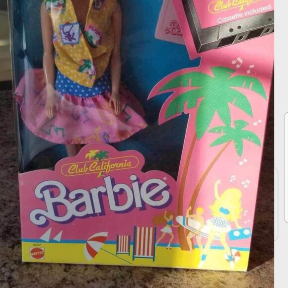 1987 Club California Barbie Doll New In Box - Picture 2 of 7